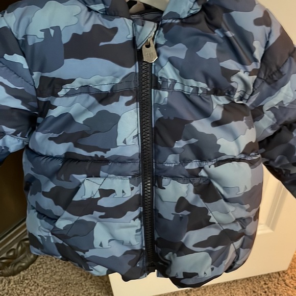 Baby GAP fleece li ed jacket, sz 6-12m - Picture 2 of 3